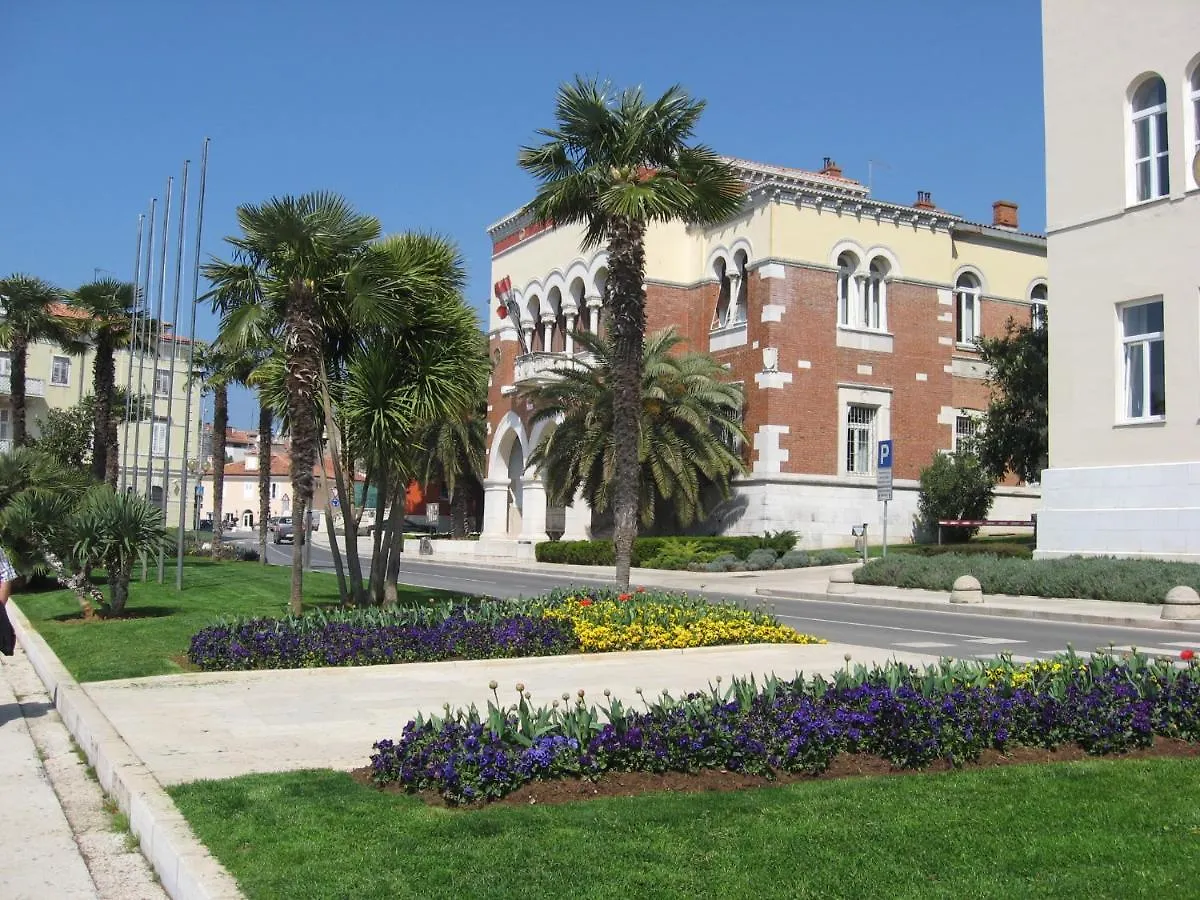 Apartment Lukas Porec 0*,  Croazia
